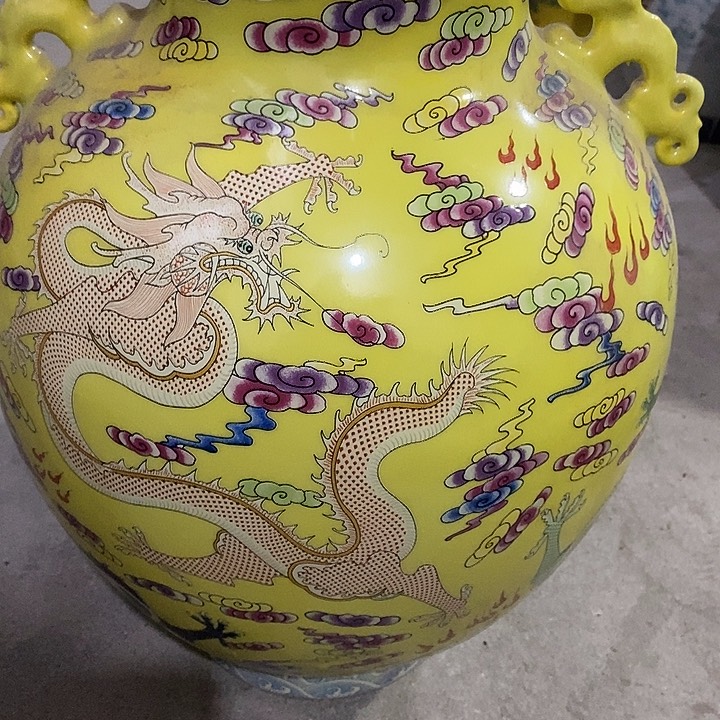 瓷片我也好可爱的啊哈