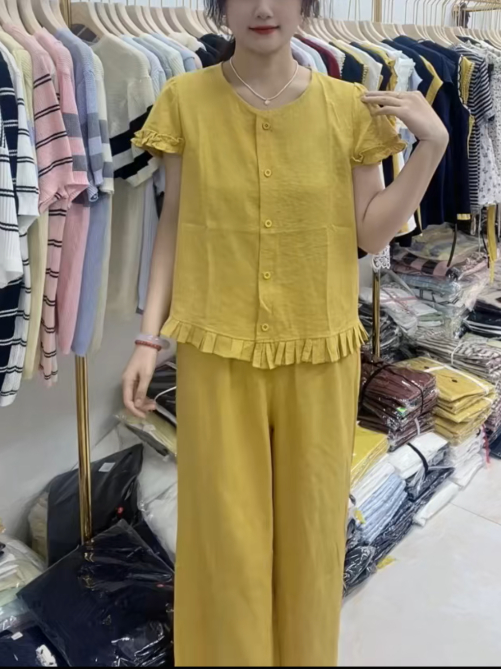 2025夏季清新短袖小衫搭配直筒裤时尚气质套装