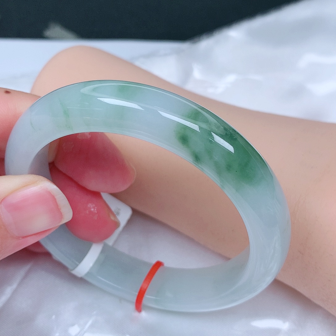 【闪购商品】翡翠手镯未镶嵌，57