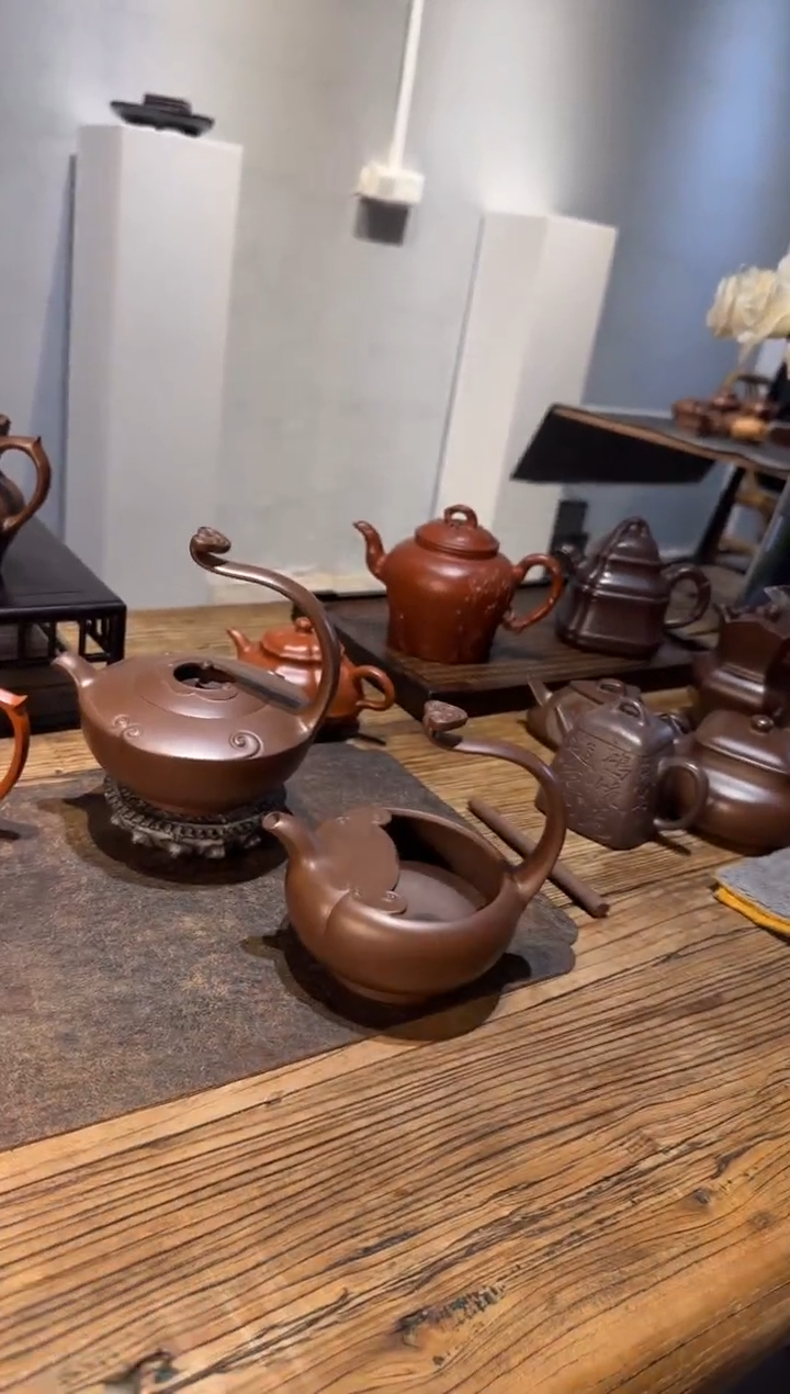 【闪购商品】紫砂茶壶执如意套组