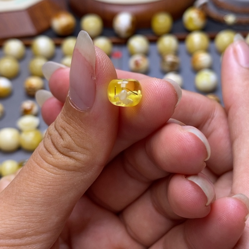 【闪购商品】琥珀裸石未镶嵌8.8