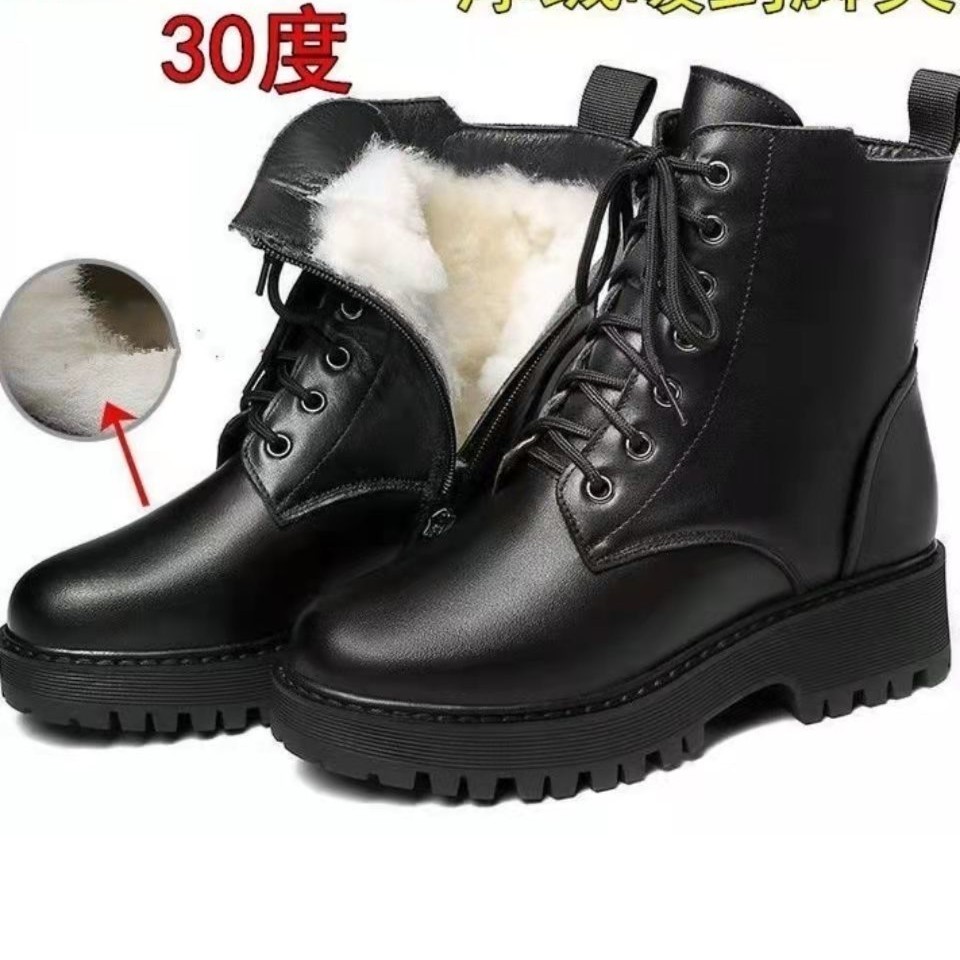冬款女冬季新款加绒加厚雪地靴防滑保暖靴子妈妈耐脏耐磨方便女