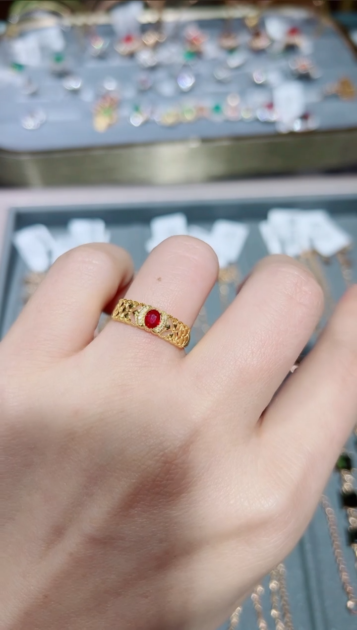【闪购商品】红宝石戒指18K金镶嵌·
