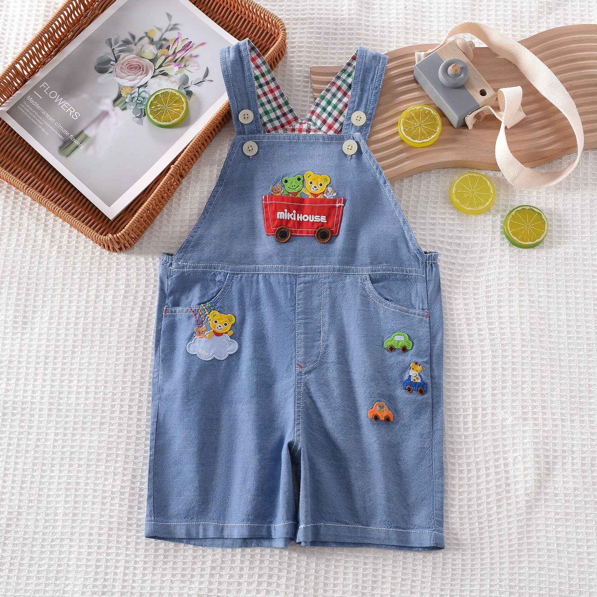 701宝宝小熊汽车牛仔背带裤