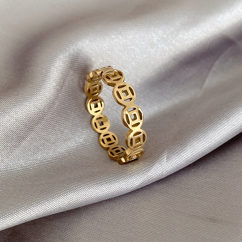 钛钢戒指 法式个性轻奢ins食指戒指女时尚金色铜钱气质指环配饰品