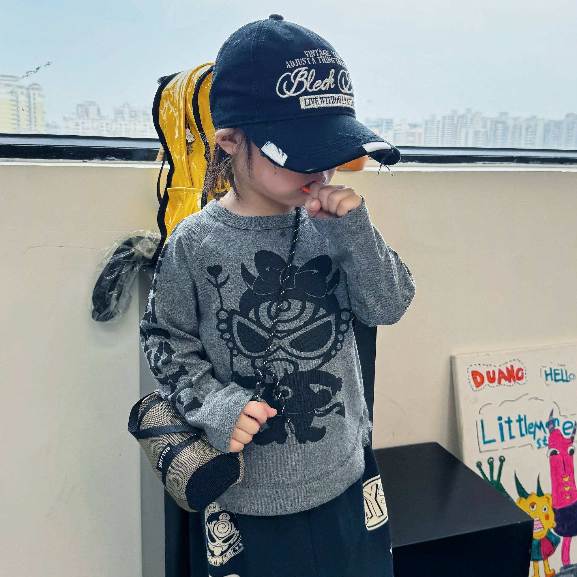 【橘枳哟】蝴蝶结恶魔超超长袖T恤