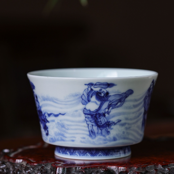 天心雅器 八仙过海马蹄杯 景德镇青花瓷人物主人杯 手工手绘茶具