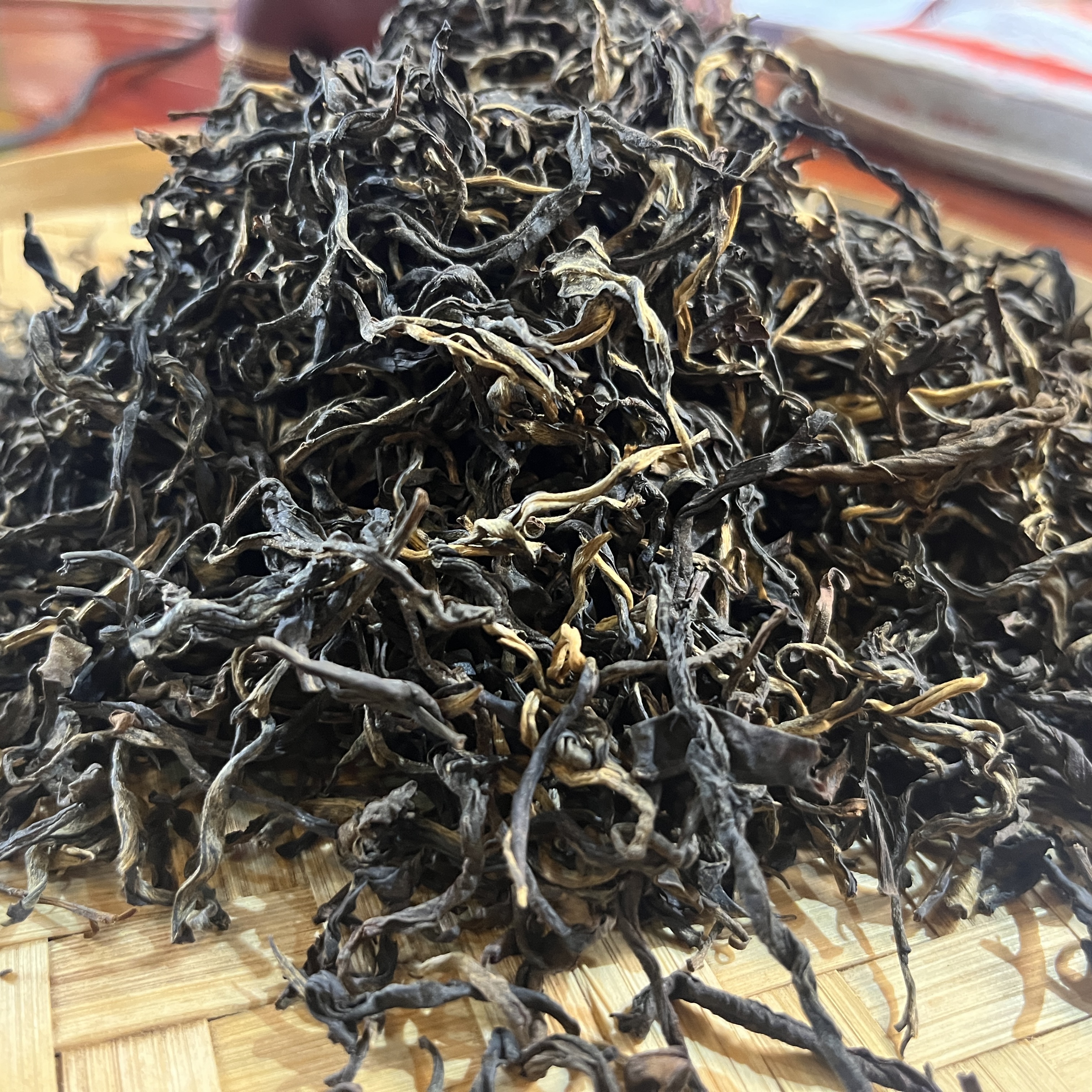 2025年头春老班章古树红茶