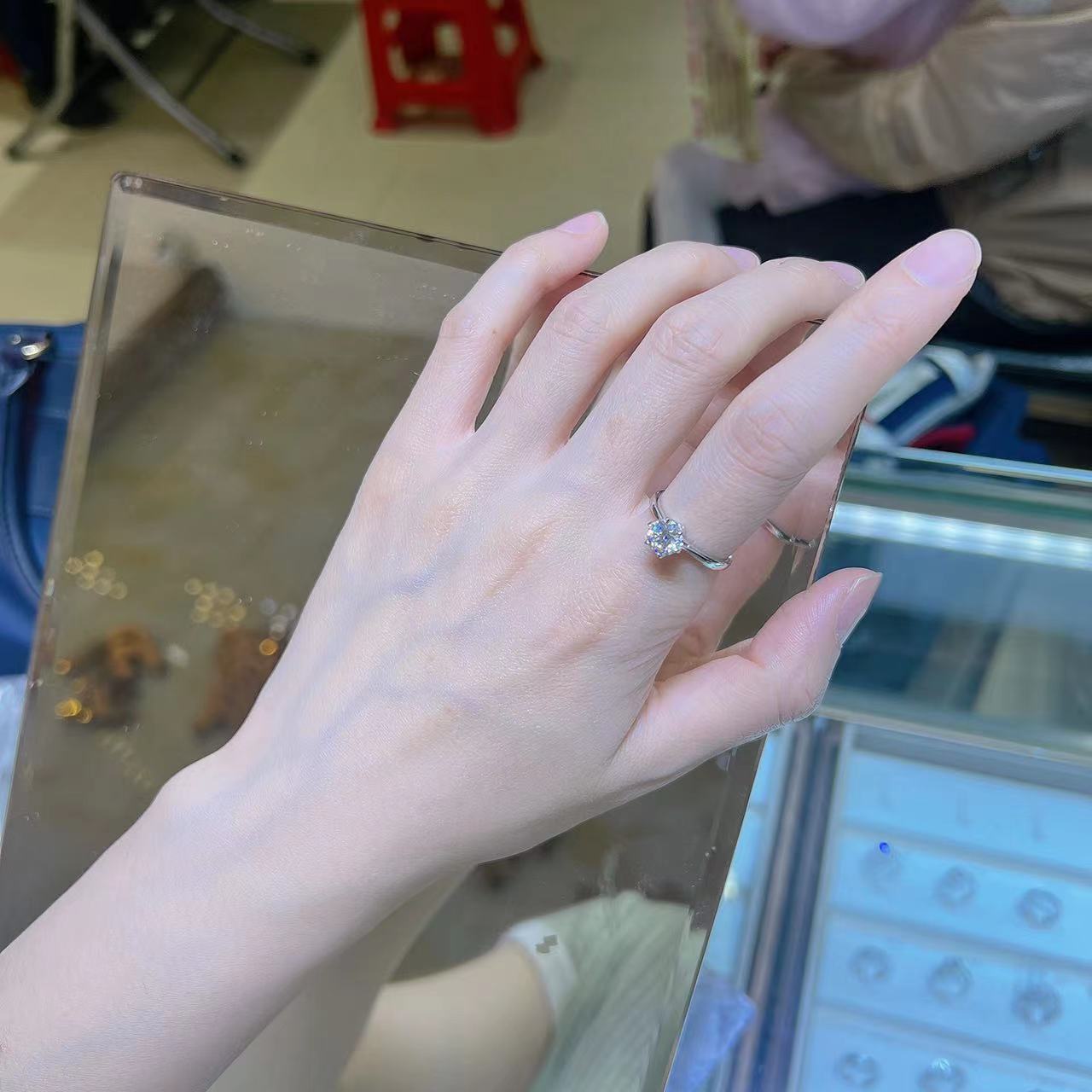 925银戒指 旺莱JY 782 一克拉莫桑石戒指J806131095-182 凤梨严选