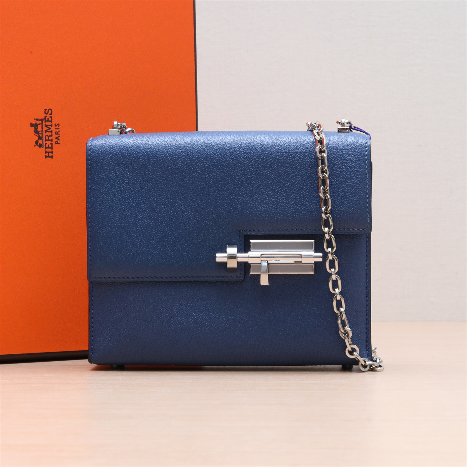99新 Hermes/爱马仕 Verrou 手枪包 插销包 17 斜挎包 P233501574