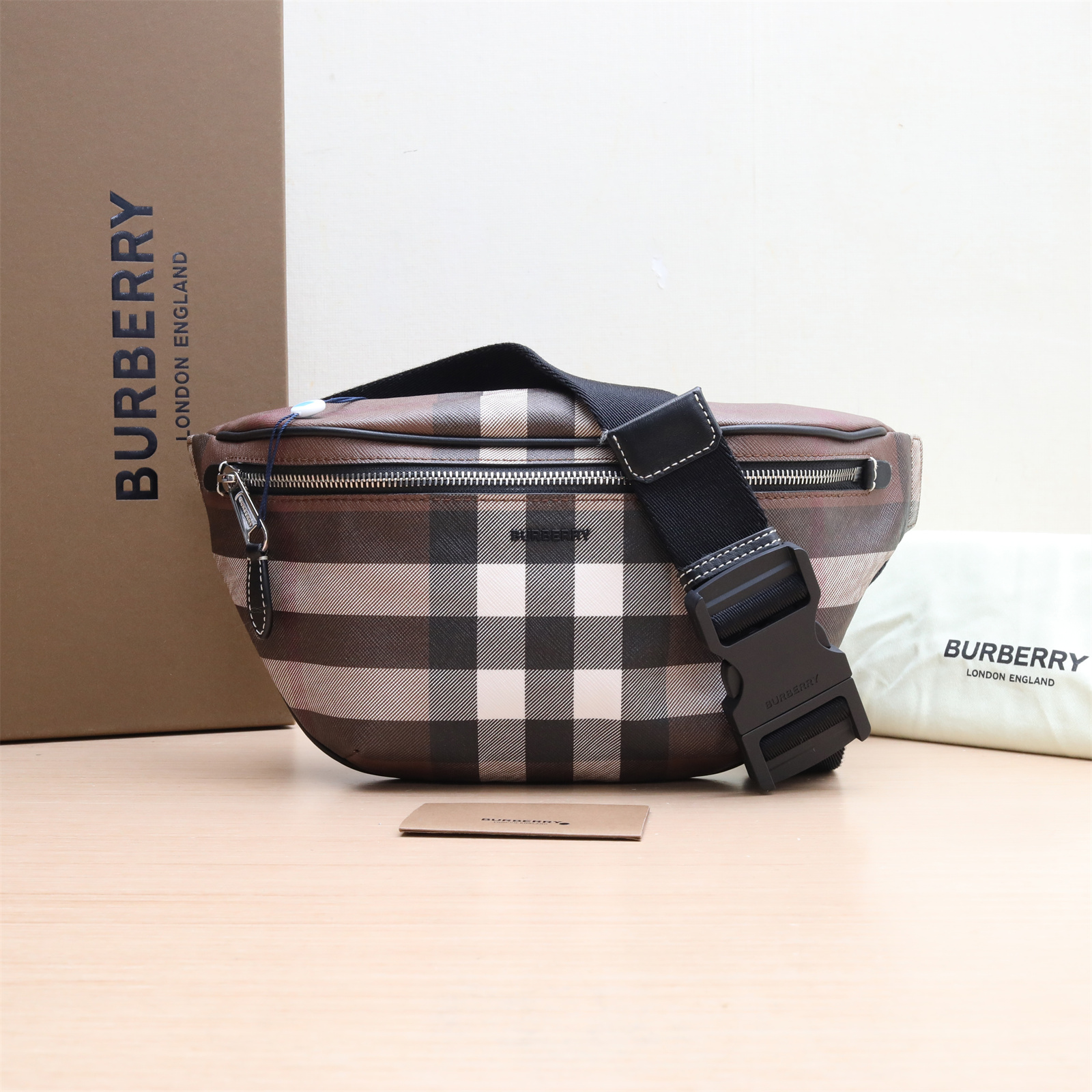 95新 BURBERRY/博柏利 巴宝莉格纹 腰包 拼色 斜挎包P234966527