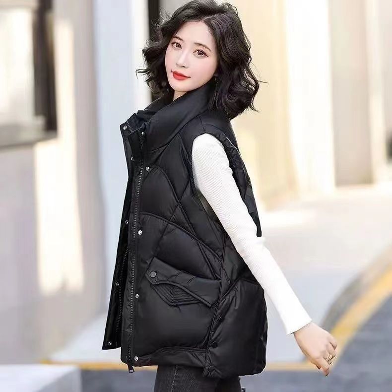 羽绒马甲女外穿百搭春季高档新款薄款妈妈款加大显瘦羽绒服学