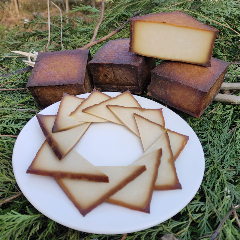 四川柏树烟熏豆干传统制作巴山农家味道原味烟熏豆干干硬嚼劲