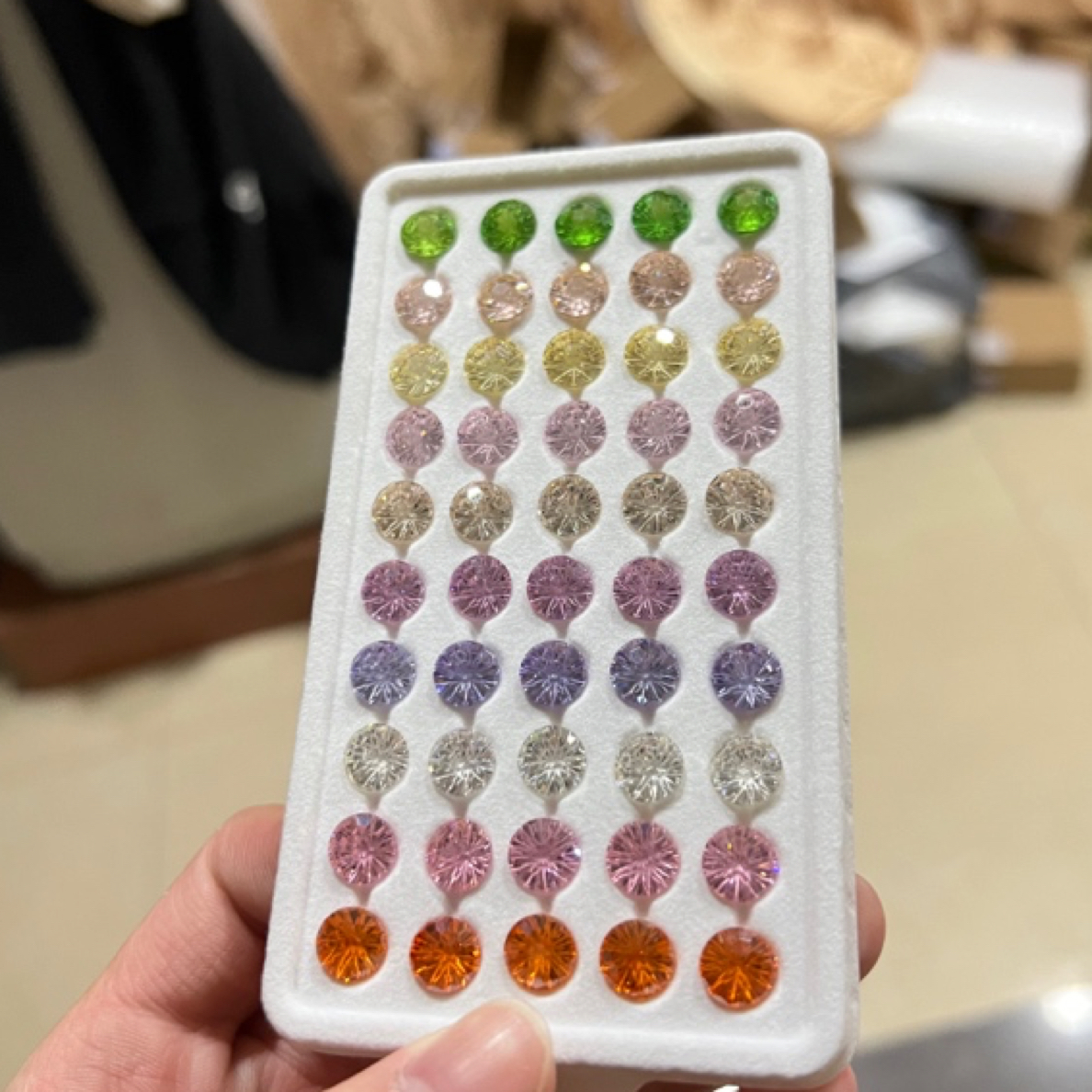 高闪锆烟花切 菊花切 美甲钻 多规格 多颜色 直播间选购链接