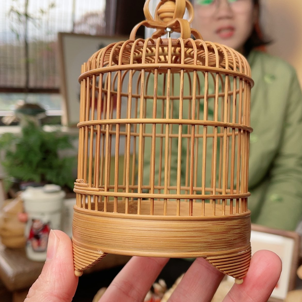 【闪购商品】雕刻木材笼子