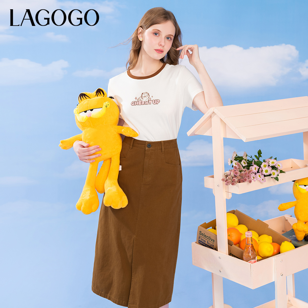 lagogo拉谷谷新款加菲猫联名弹力舒适小白T恤女NATT313A02