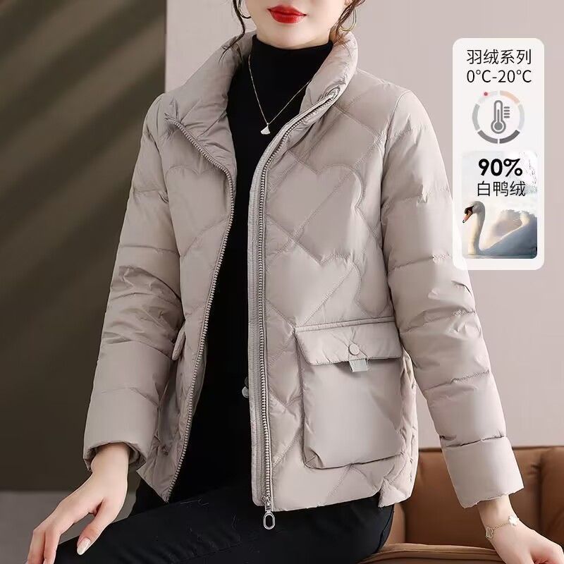 波司豋2023新款羽绒服女冬短款白鸭绒立领休闲宽松大码高档品牌保