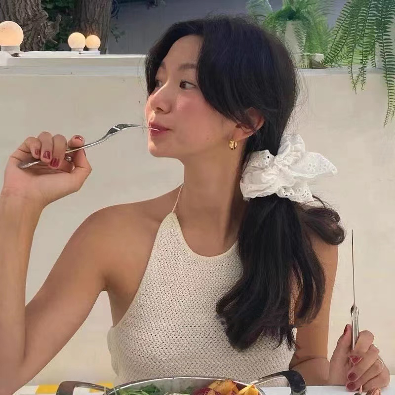 赵露思同款白色蕾丝发圈女款秋冬氛围感法式网红发饰简约大肠发绳