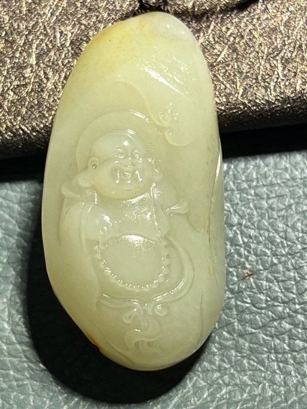 新疆和田玉（籽料）挂件小佛36.6克