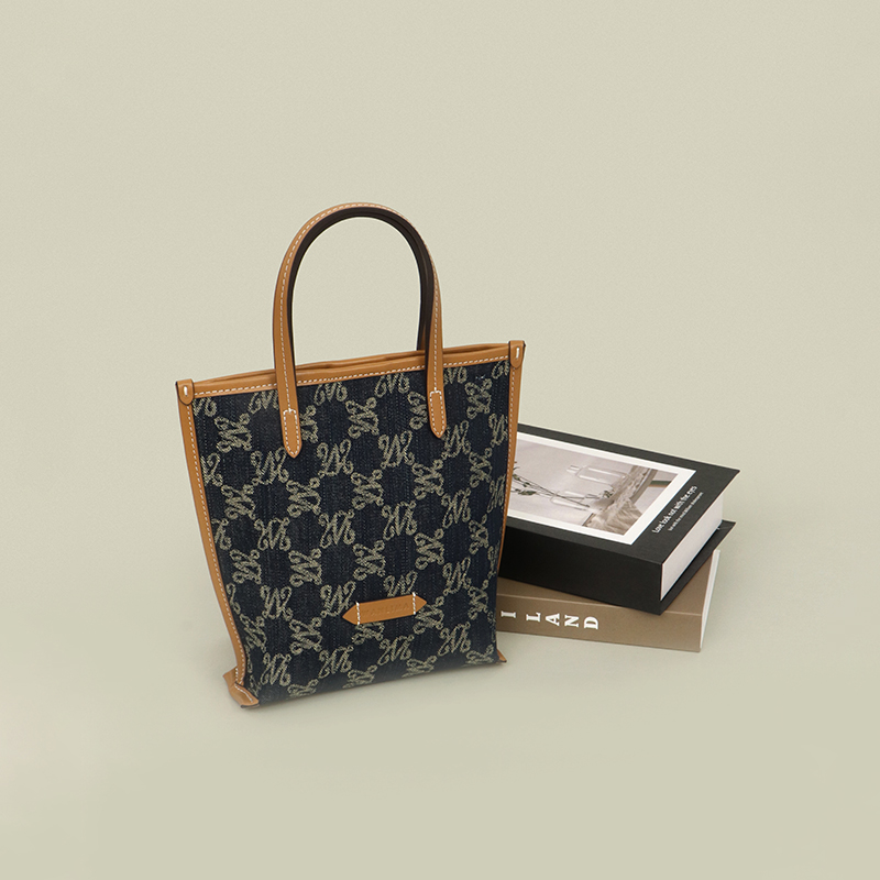 万里马新款丹宁信封包水桶包托特包经典通勤手提单肩斜挎包女