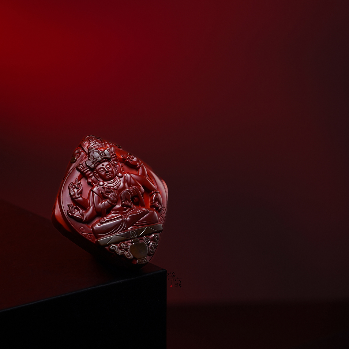 誉豪玉雕川料南红包浆六臂观音吊坠挂件