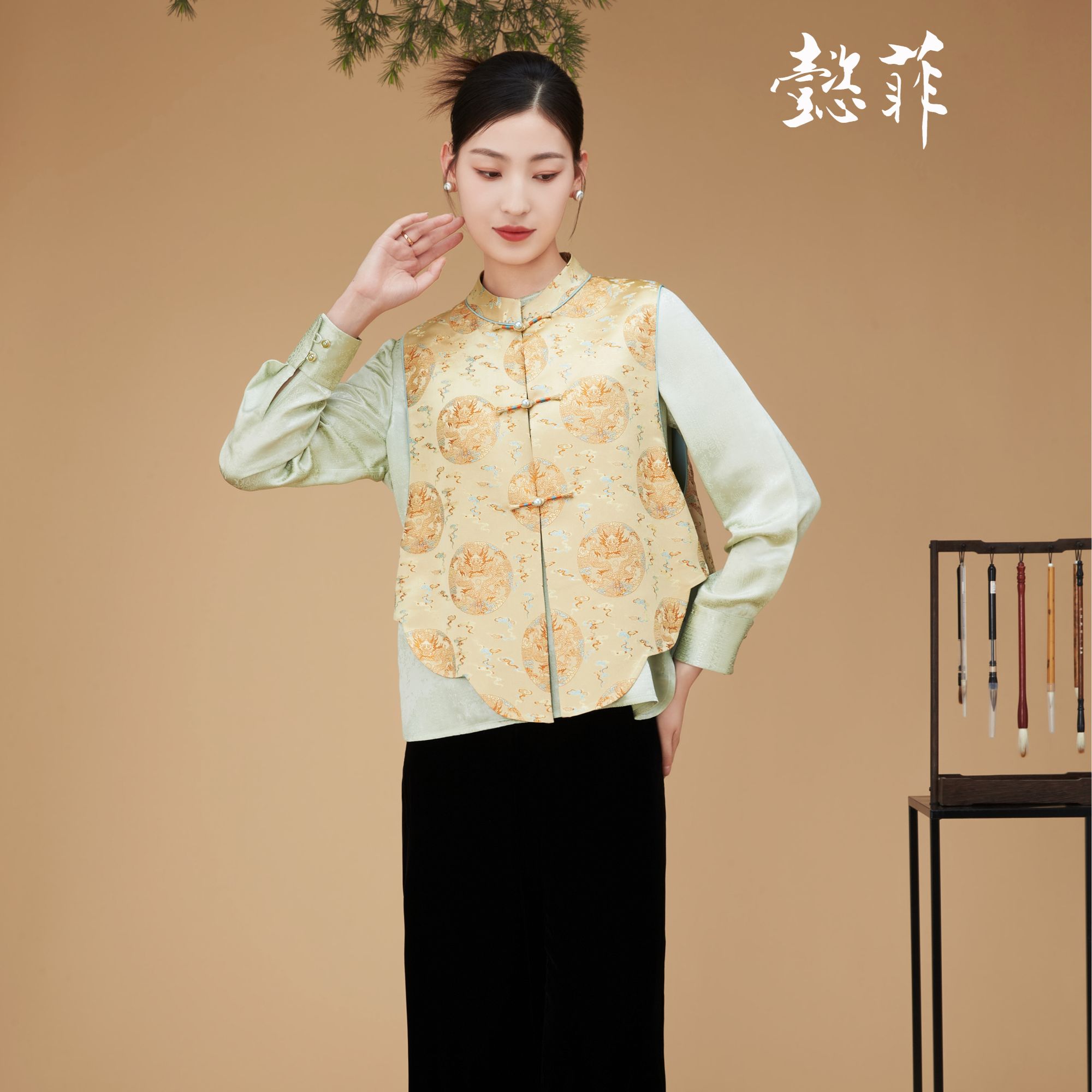 懿菲  马甲  落日熔金  YF243M1128-1824067新中式