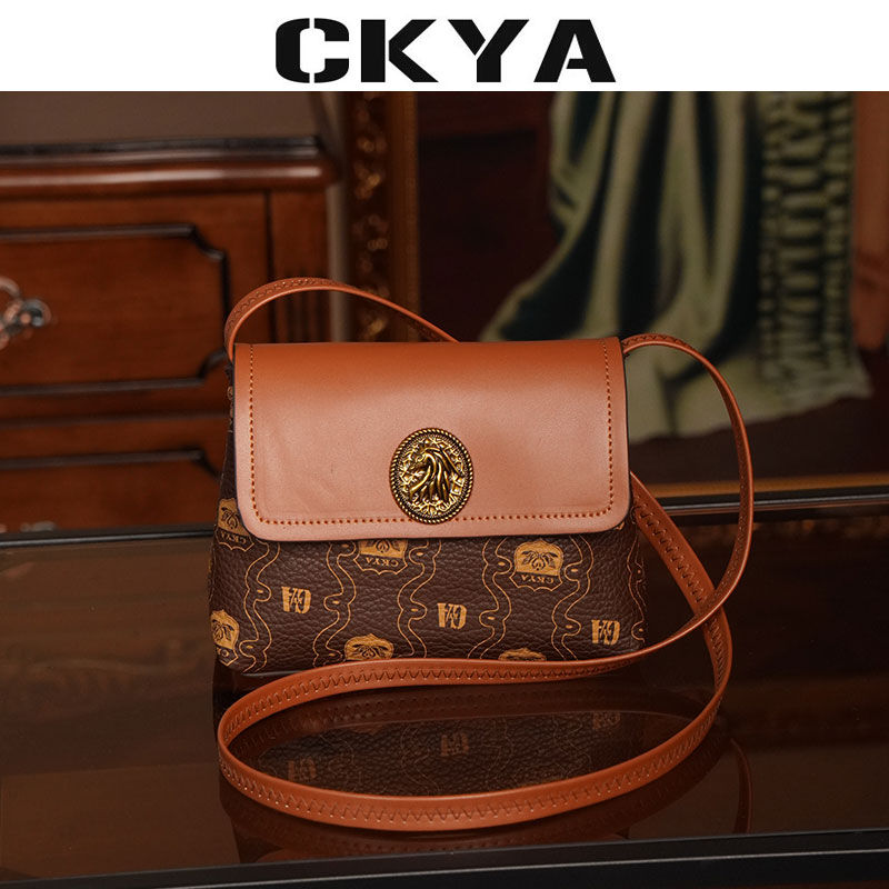 CKYA新款时尚气质百搭轻奢经典女士印花斜挎包 807
