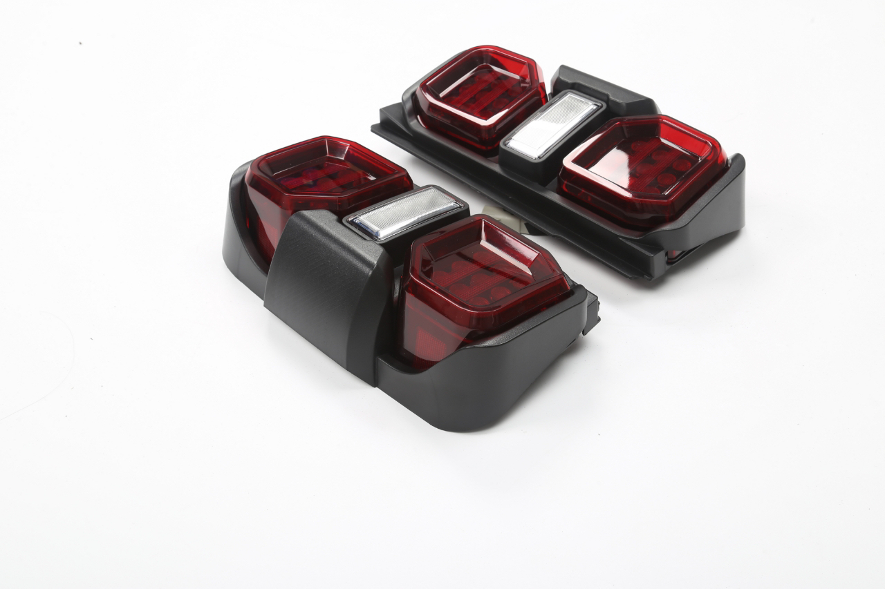 适用于国产福特烈马后尾灯，烈马猛禽款尾灯，熏黑尾灯