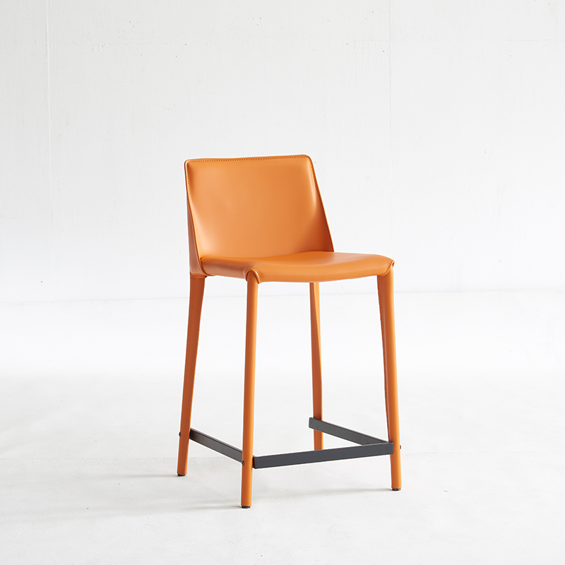 意式极简马鞍皮椅子工业风酒吧高脚凳吧台椅轻奢咖啡厅马鞍椅吧椅