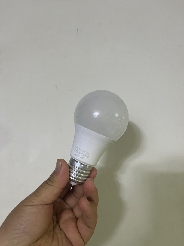 302中小灯1个（讲解为准）