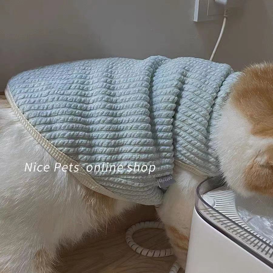 2023秋冬季猫咪衣服布偶蓝猫狗狗加绒保暖小背心可爱毛线马甲宠物