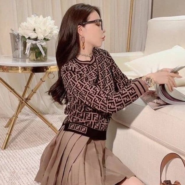 未使用 FENDI/芬迪 Fendi/LOGO圆领针织毛衣/36-40码