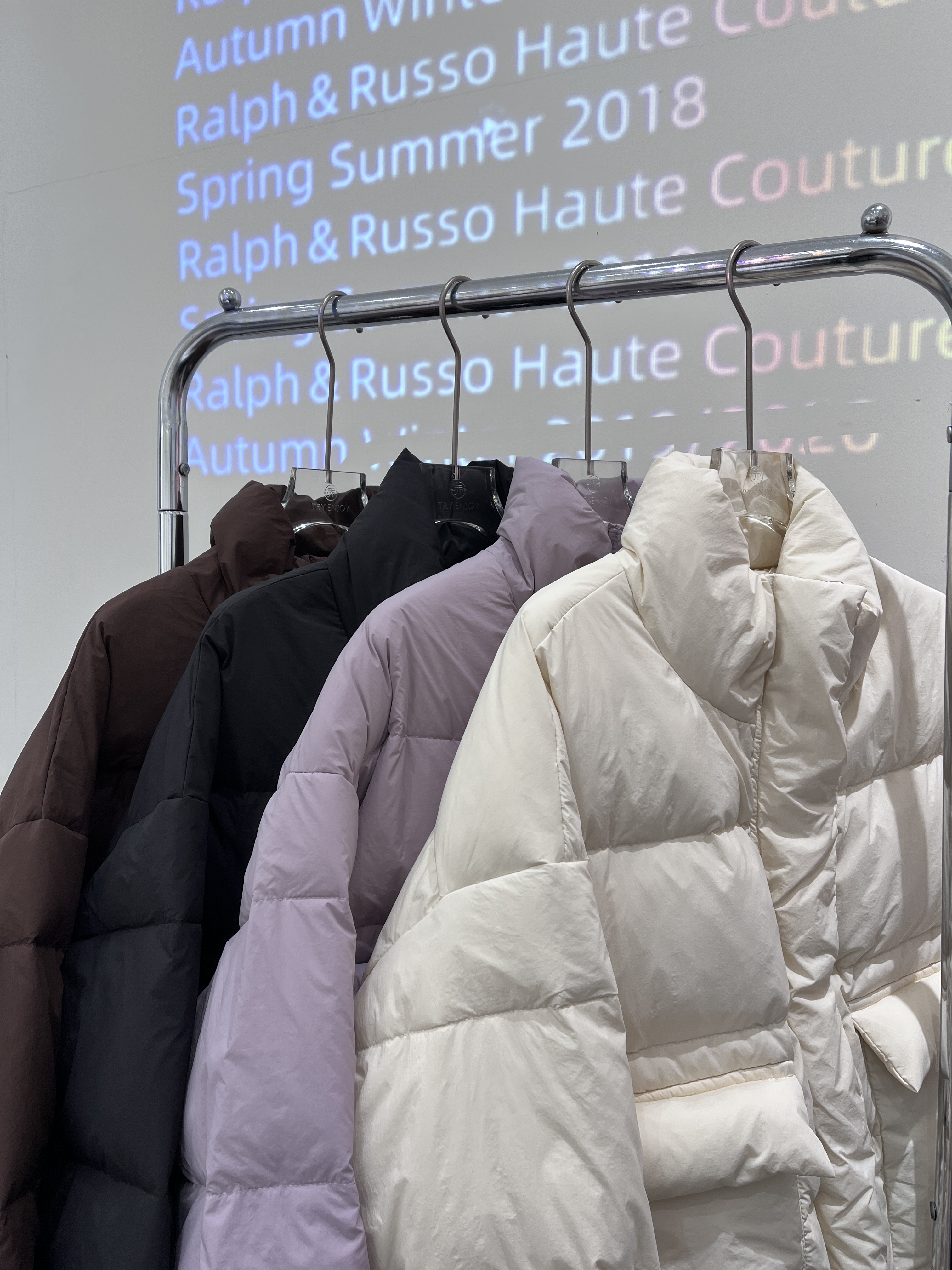 2024冬季时尚女装可爱休闲运动设计感韩网红百搭秋冬ins加厚