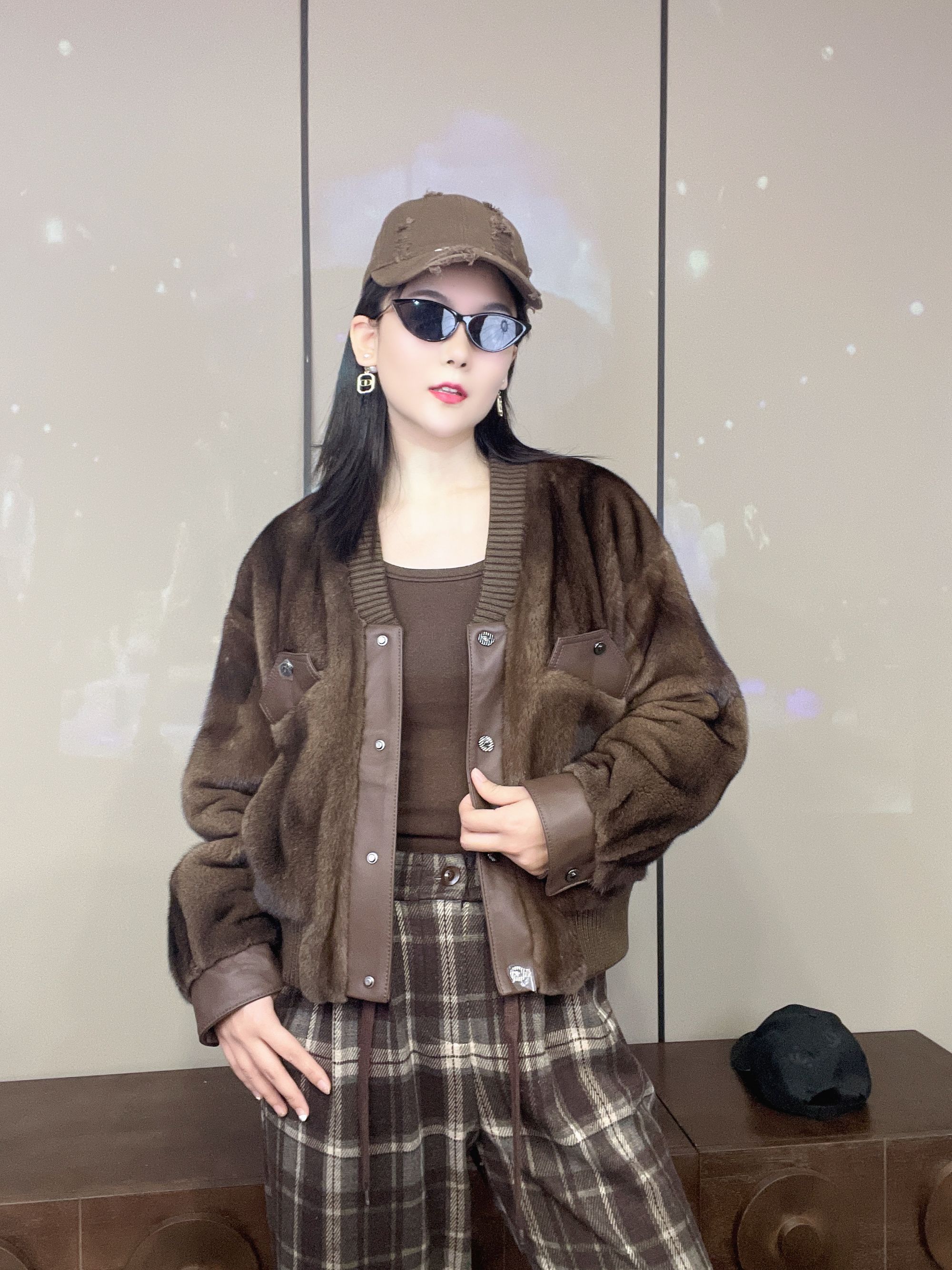 貂新款女士短款中长外套走秀冬季女大衣时尚保暖秋冬长袖常规