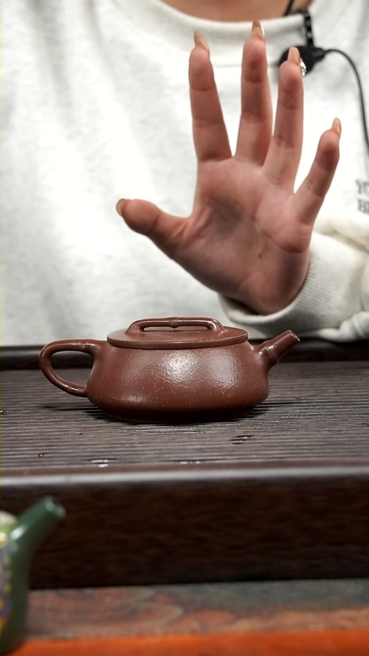 【闪购商品】紫砂茶壶竹节石瓢紫玉金砂