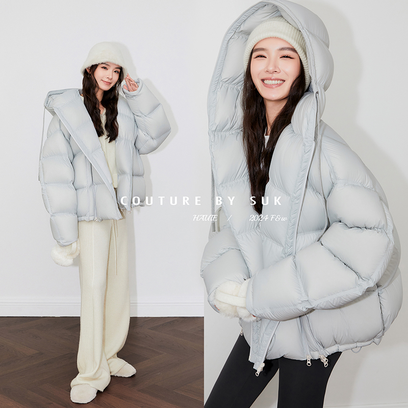 SUK【札幌初雪】冬季新款90白鹅绒时尚泡芙围巾连帽羽绒服女SK4714