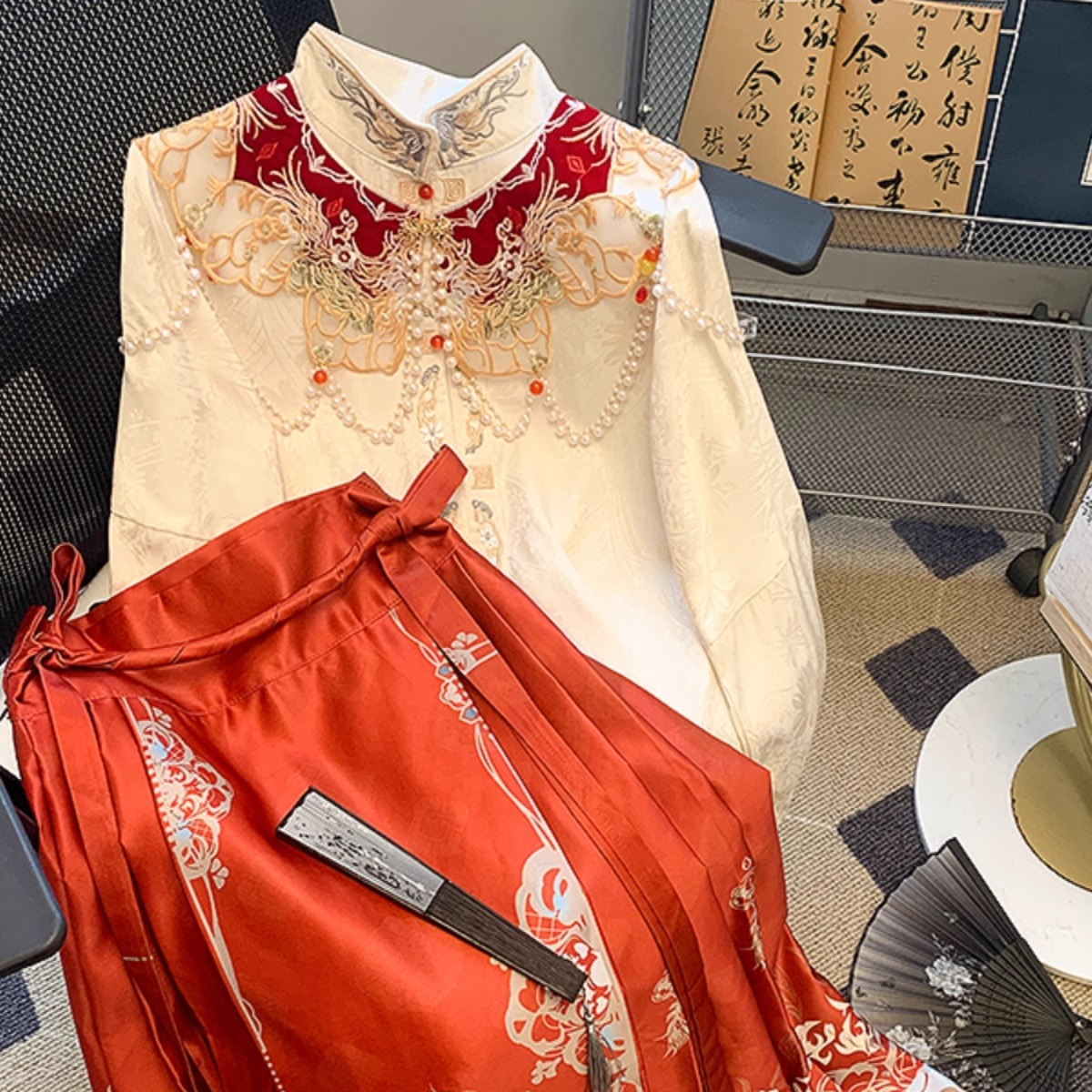 新中式国风气质云肩搭衬衫套装女春秋新款喜庆敬酒服马面裙三件套