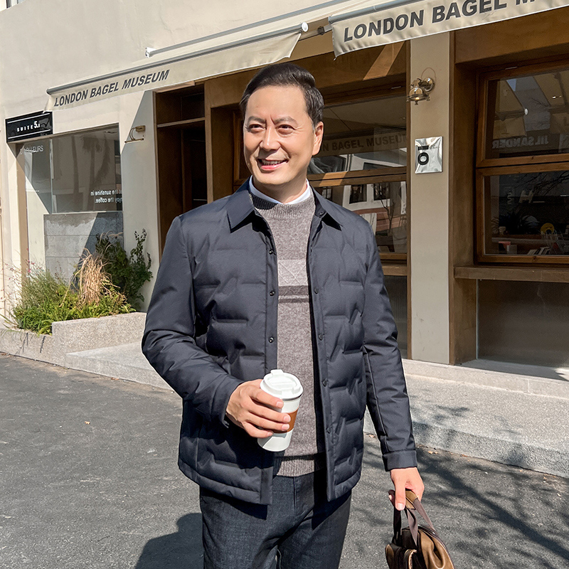 2025冬季新款轻薄羽绒服中年男士翻领商务休闲中老年爸爸保暖外套