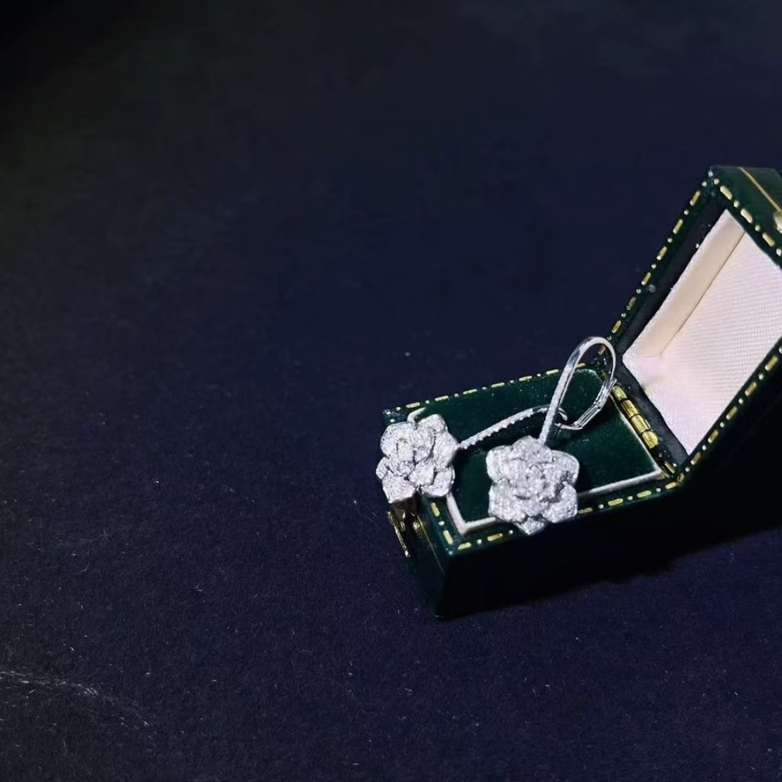 【MIYA珠宝】18K  40分山茶花耳勾