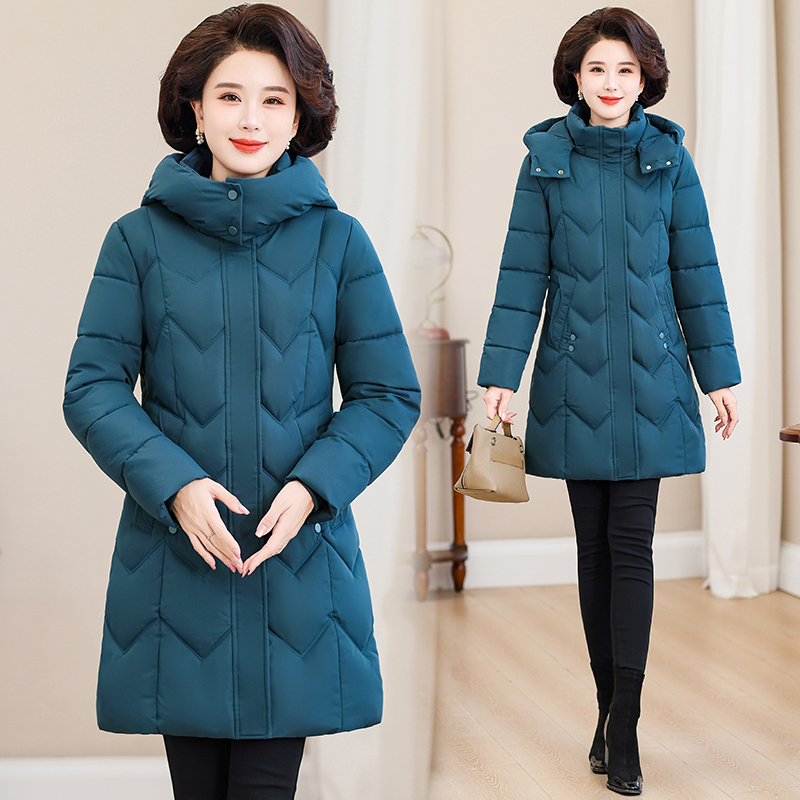 中老年精品棉衣女中长款加厚保暖修身版胖妈妈棉服外套活帽棉袄