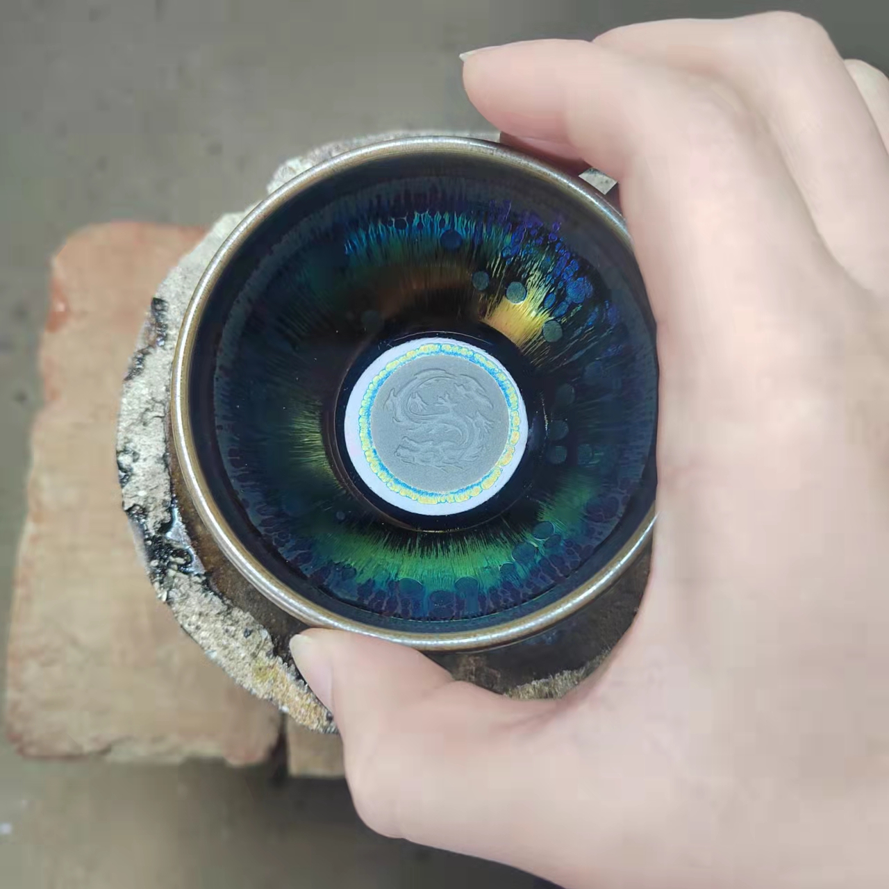 【闪购商品】 瓷茶盏  七彩祥龙（配礼盒 配证书）