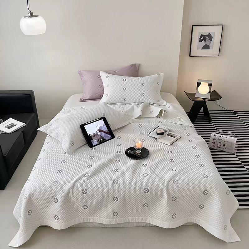 韩式高端砂洗全棉绗缝床盖夹棉加厚床单 四叶草款