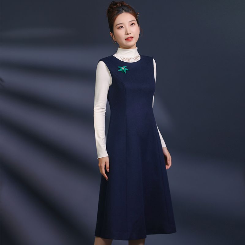 （崔万志国风）100%绵羊毛呢  中式收腰背心连衣裙 手工胸针WZ6178
