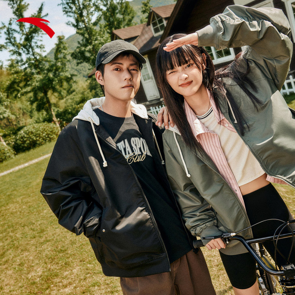 安踏情侣厚外套2024秋冬新款户外男女同款百搭连帽