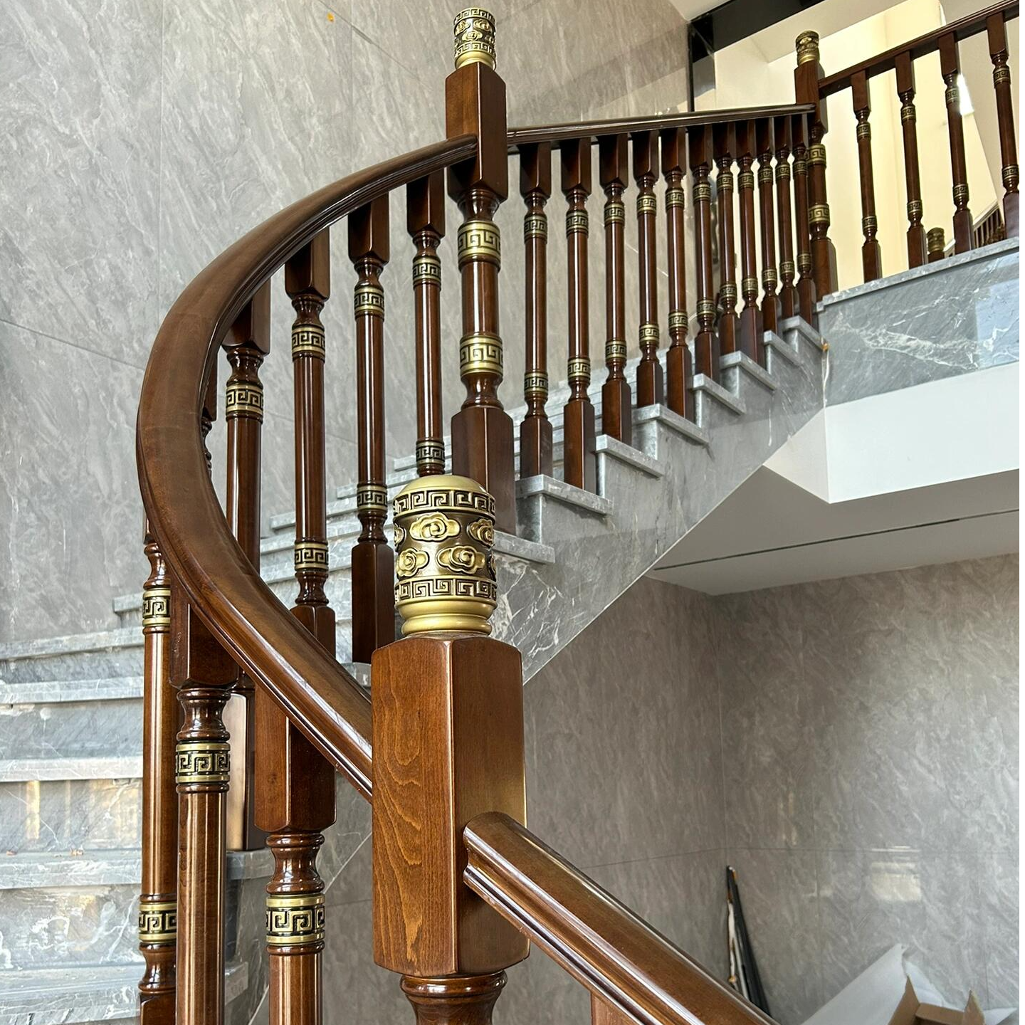 铝木结合楼梯扶手实木楼梯扶手中式楼梯扶手佛山源头工厂