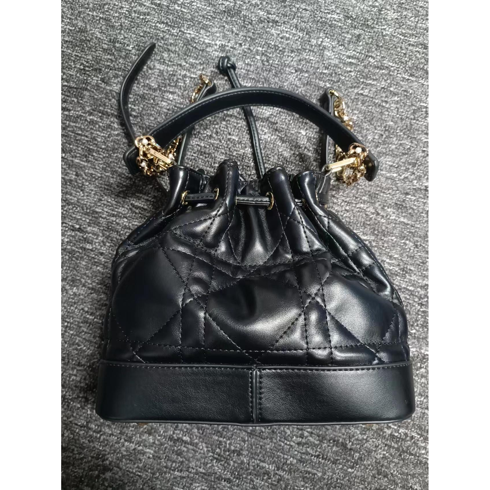 姝宴真皮女包甜甜2格桶黑色-大号