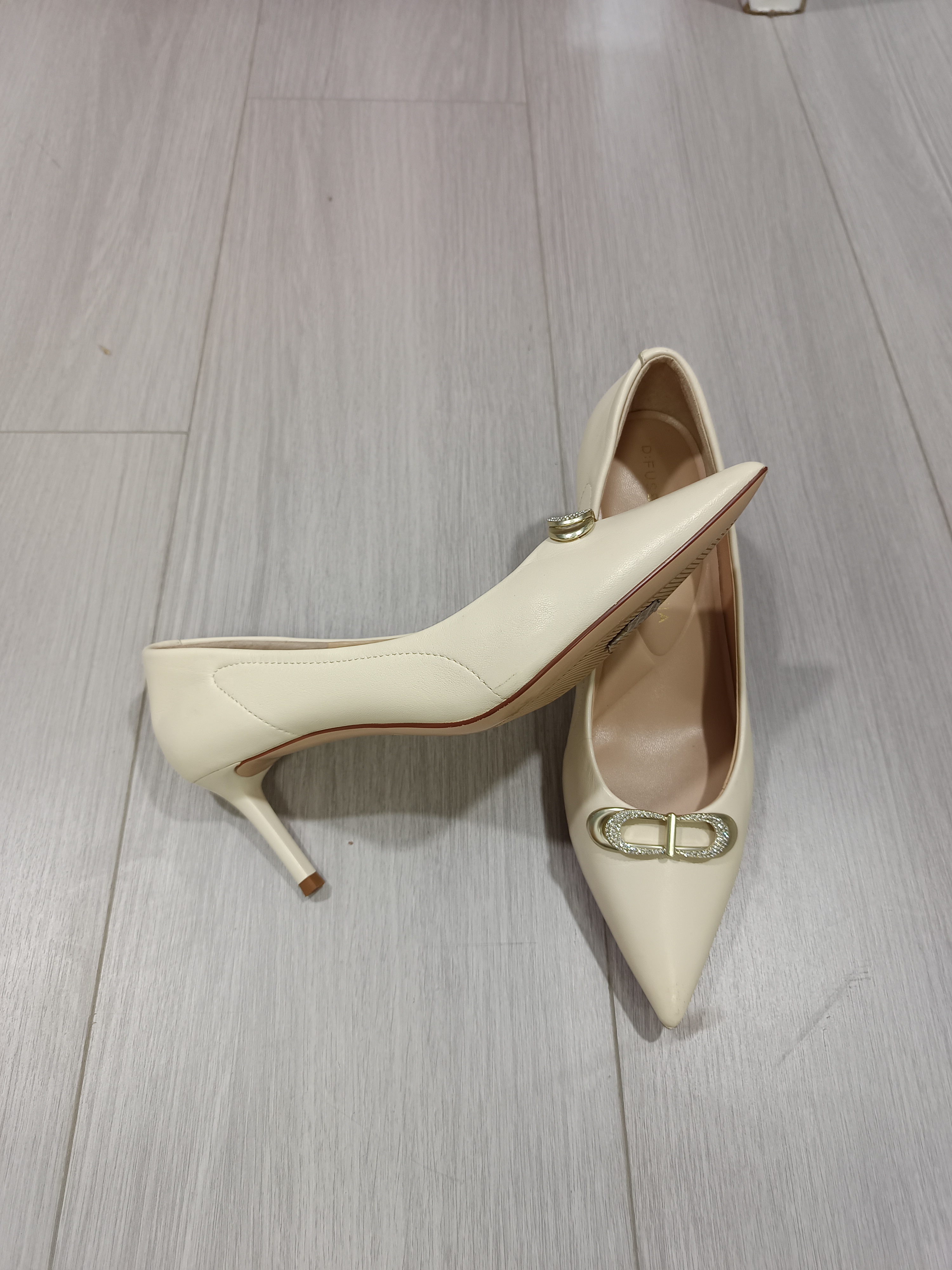 【109-199】气质女鞋 通勤百搭 舒适古着潮鞋 低跟平跟单鞋