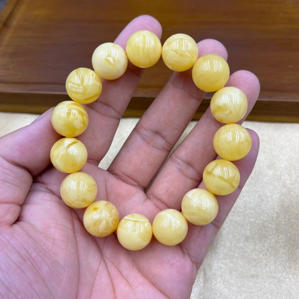 原矿高品质俄料蜜蜡手串 尺寸14+满蜡 满满的妖孽花纹 性价比超高