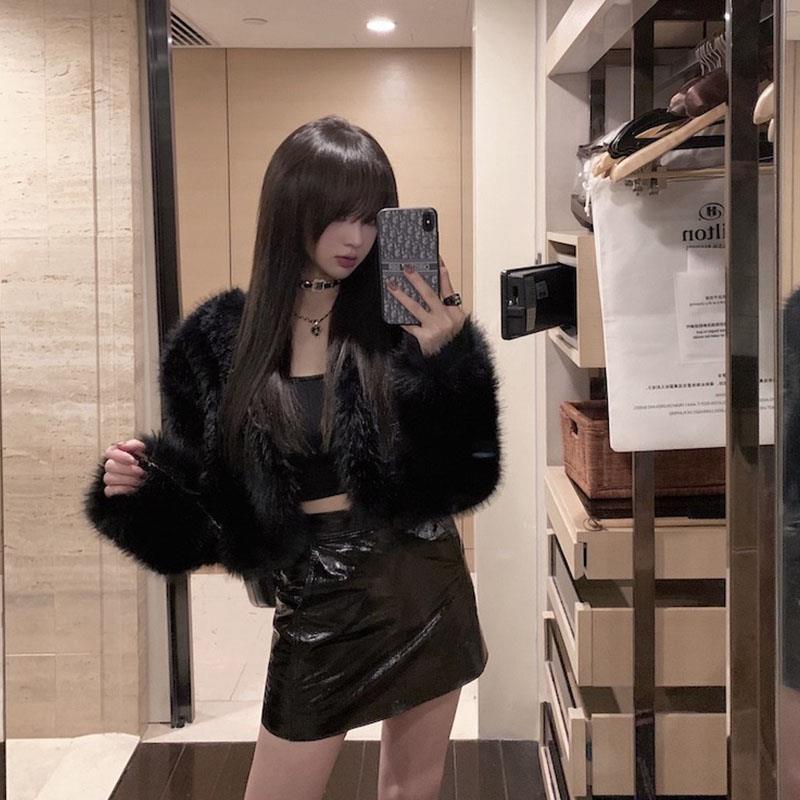 2024春秋季韩版性感新款黑色环保外套女气质短款毛毛小个子年轻款