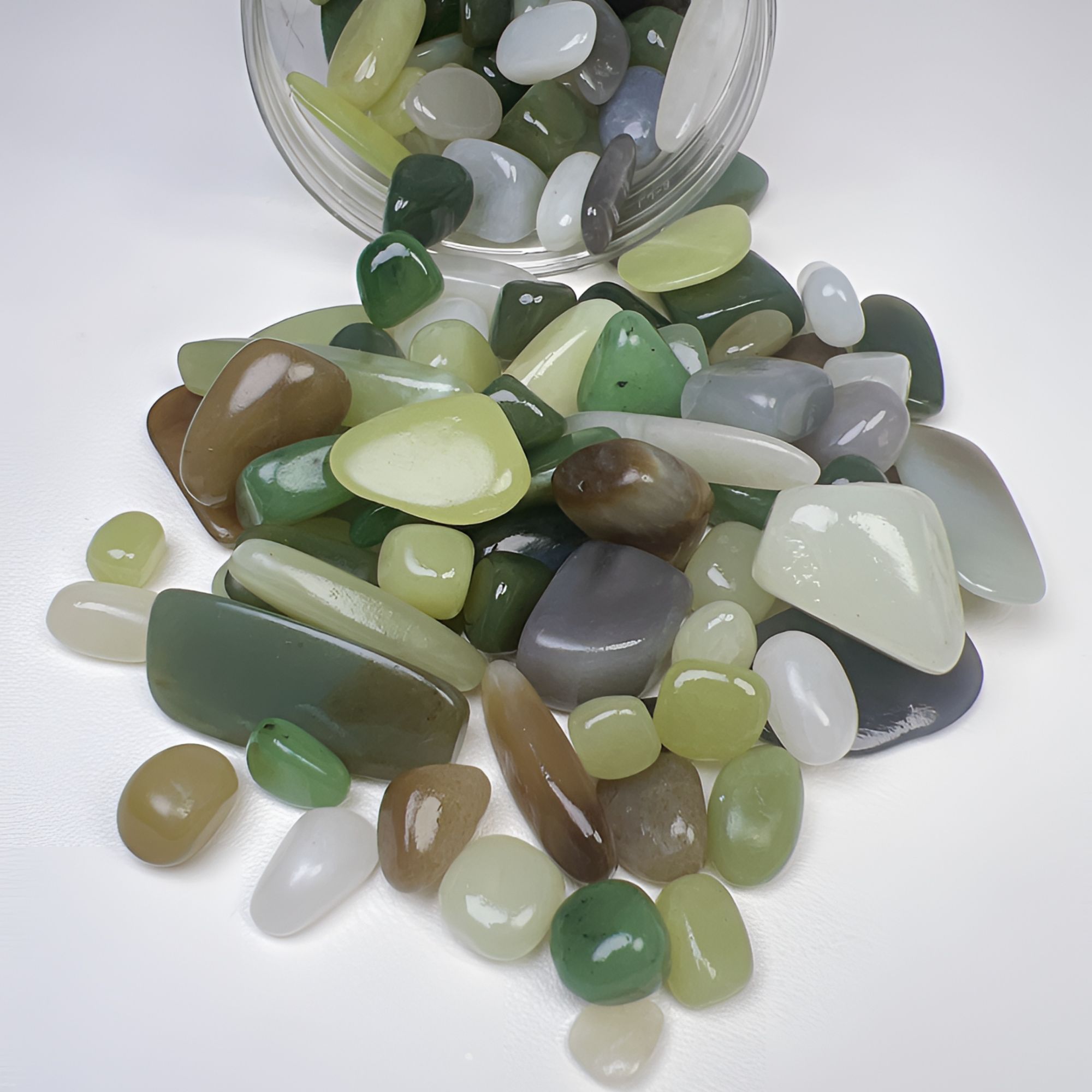 和田玉 鹅卵石状  #玉枕 #观赏  #鱼缸造景 #佩戴  #把玩    